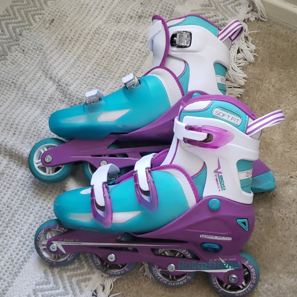 Roller blades